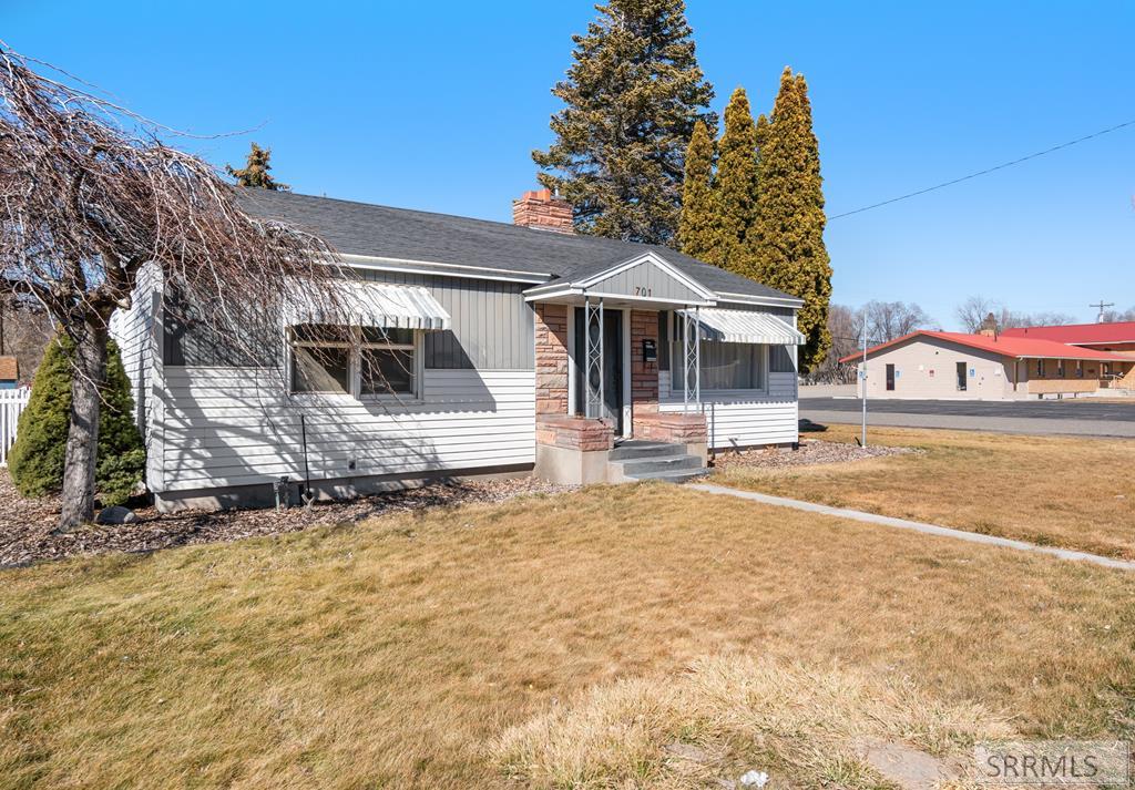 701 S Fisher Avenue, Blackfoot ID 83221