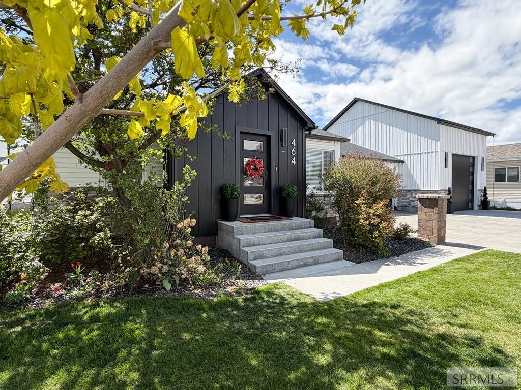 464 E 19th Street, Idaho Falls ID 83404