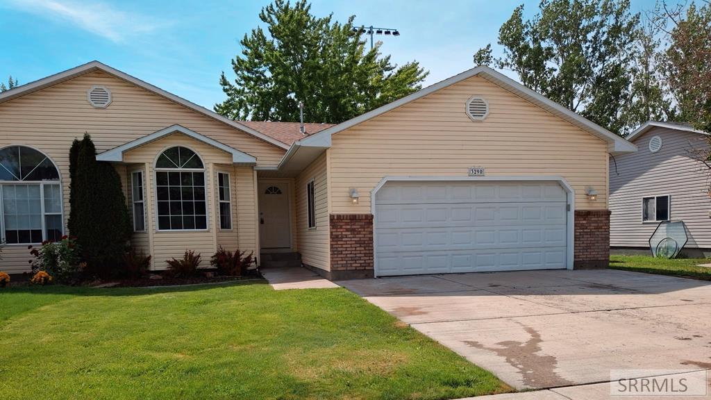 3290 Carolyn Lane, Ammon ID 83406