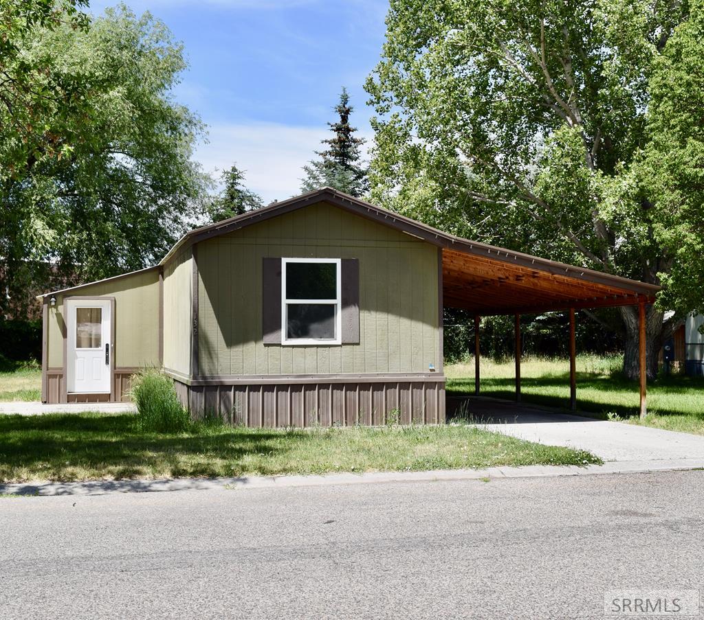 132 Syringa Street, Rexburg ID 83440