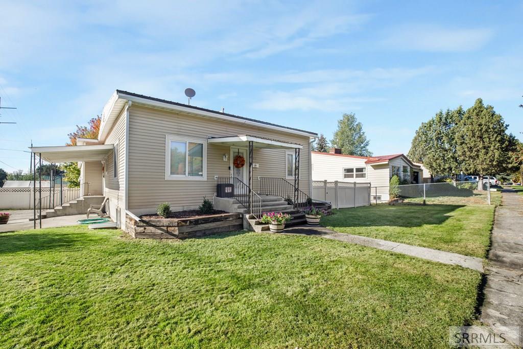406 N 2nd W, St Anthony ID 83445