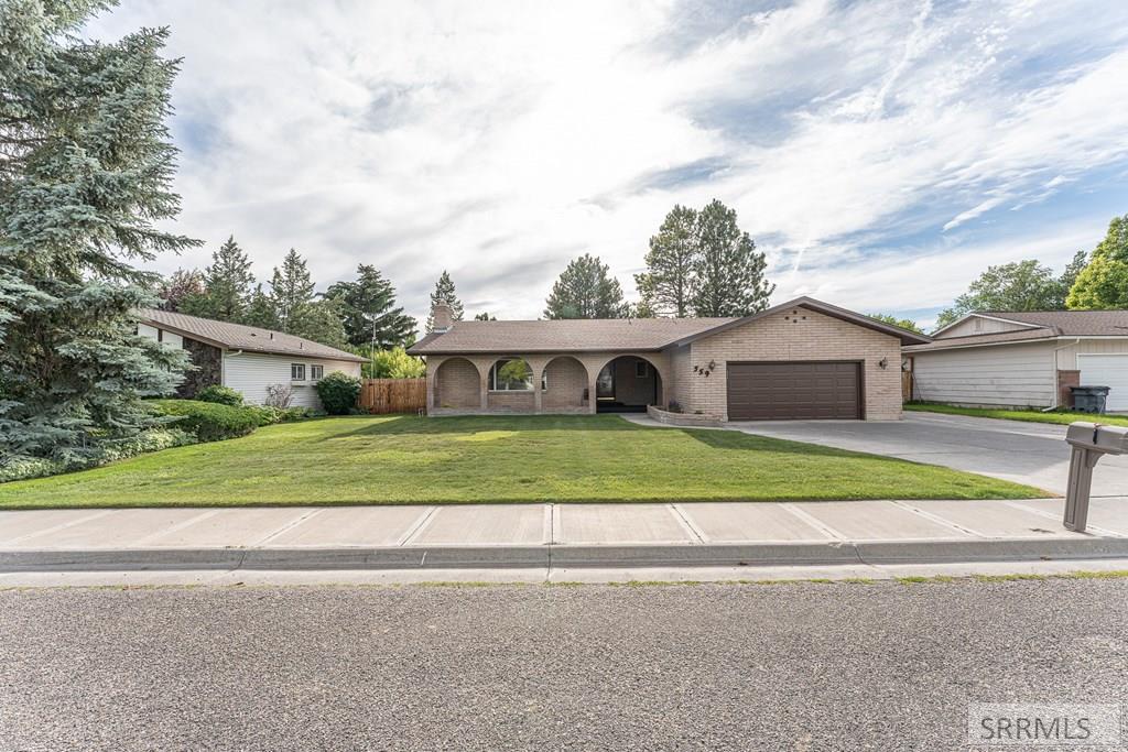 559 Tyson Avenue, Idaho Falls ID 83401