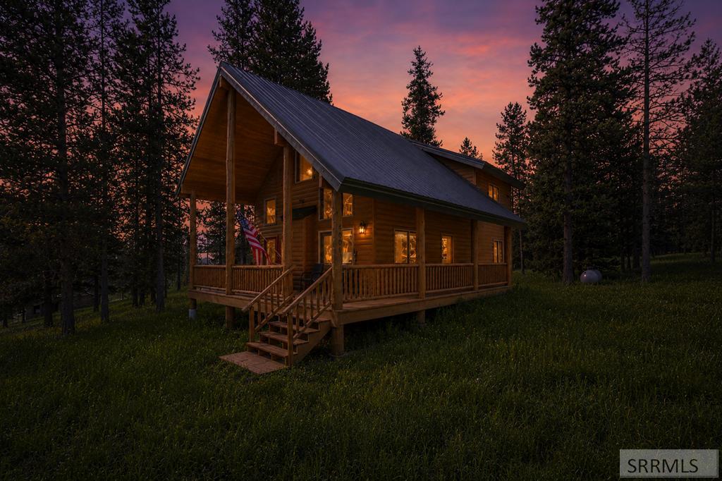 4008 Weasel St, Island Park ID 83429