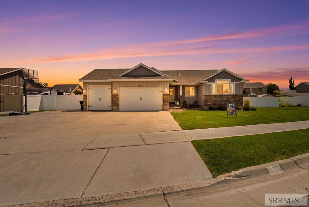 5523 Lakefield Cir, Ammon ID 83406