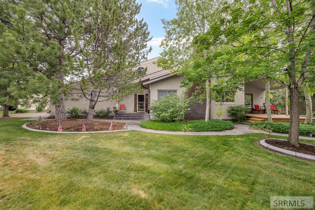 2195 S Midway Avenue, Ammon ID 83406