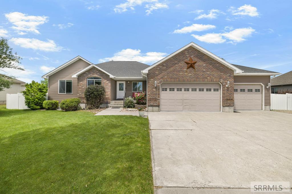3879 E 12 N, Rigby ID 83442