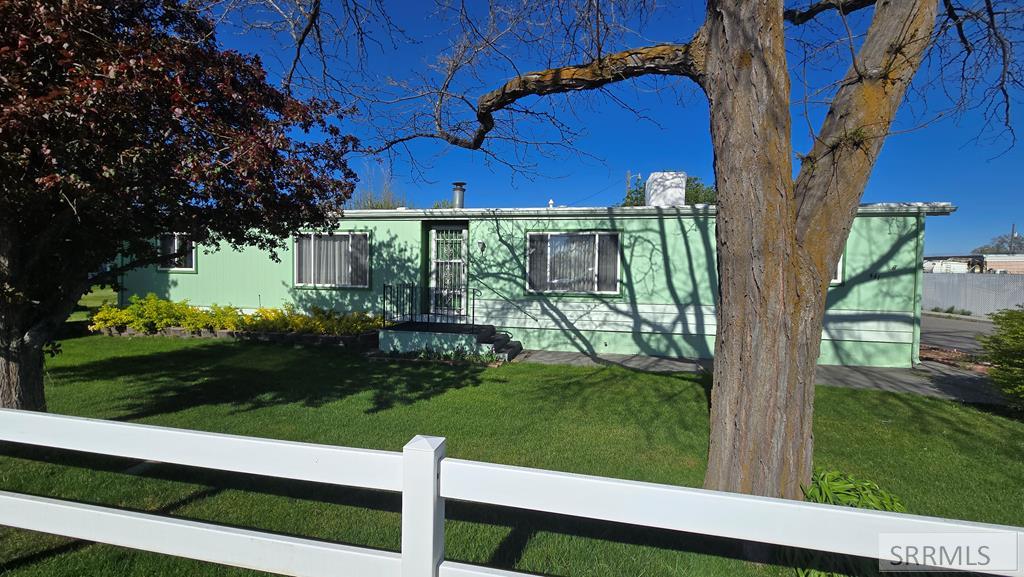 441 Cedar Street, Blackfoot ID 83221