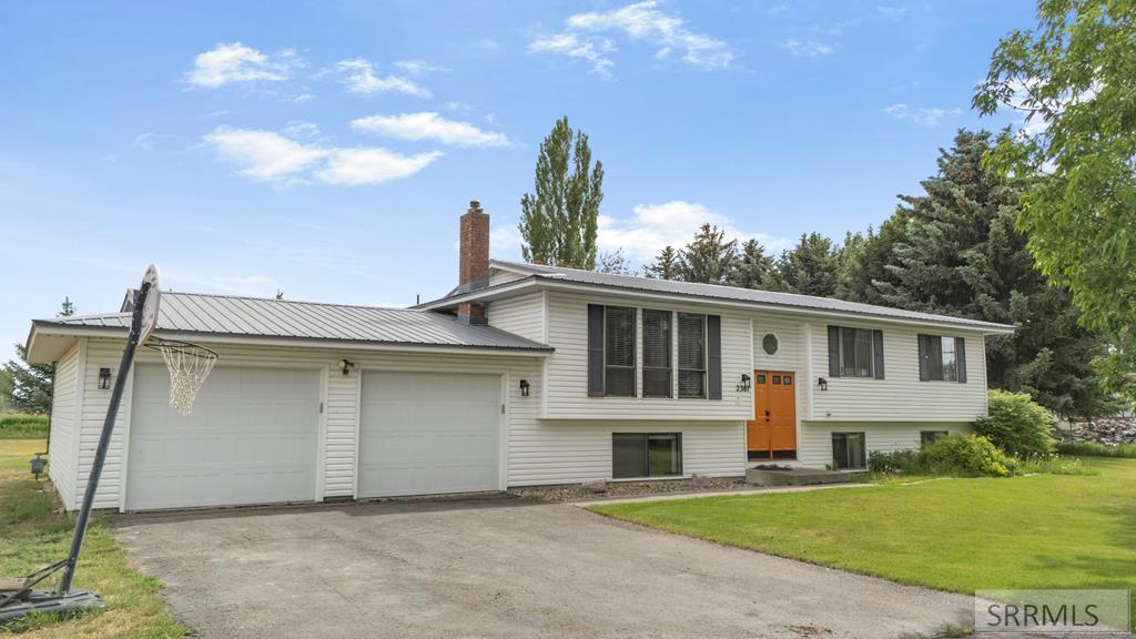 2367 W 3800 S, Rexburg ID 83440