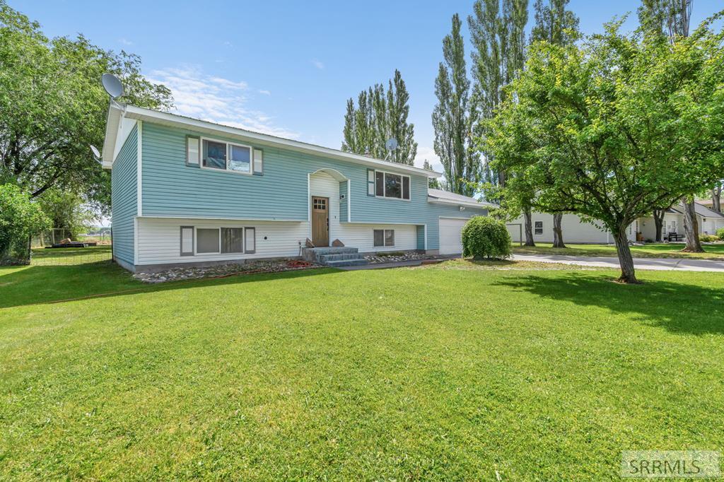 3104 S 2810 W, Rexburg ID 83440