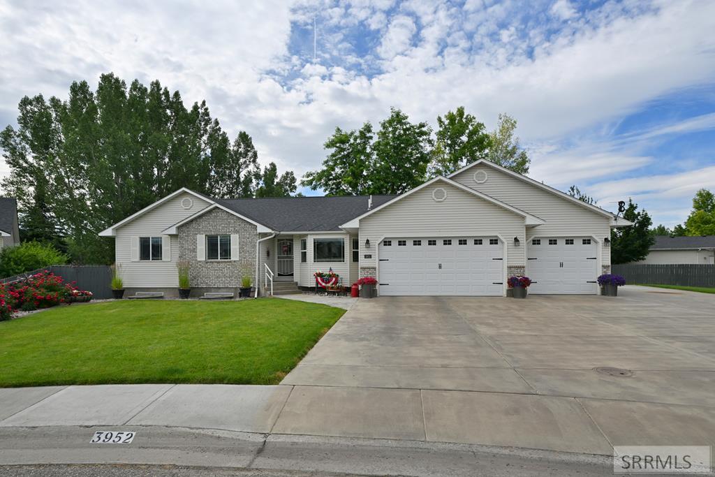3952 E Deer Creek, Idaho Falls ID 83401