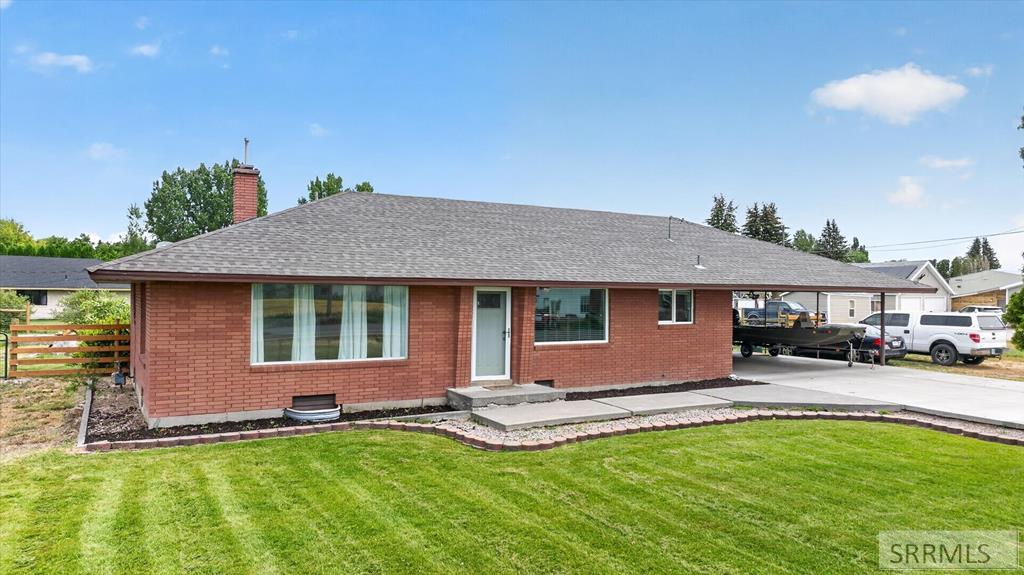 559 Rich Lane, Blackfoot ID 83221