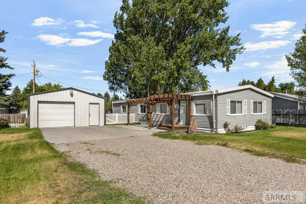 135 Parker Avenue, Blackfoot ID 83221