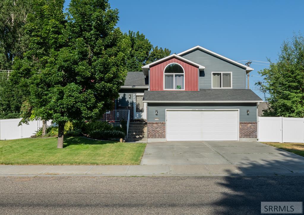2755 Ridgecrest Drive, Idaho Falls ID 83404