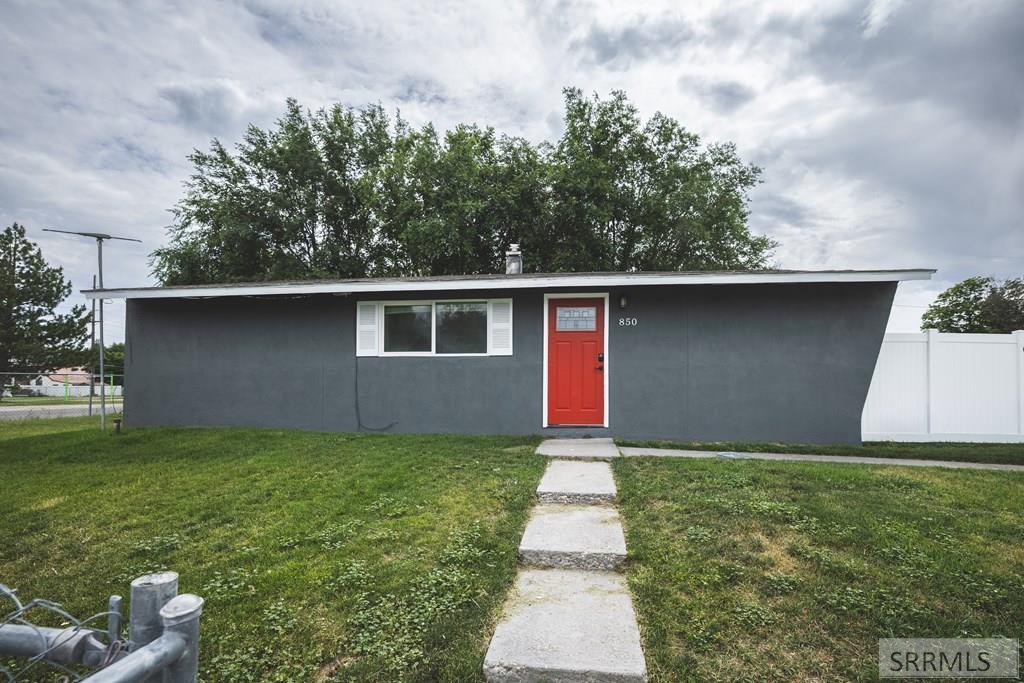 850 Royal Avenue, Idaho Falls ID 83401