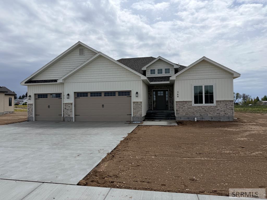 360 Meadow Walk Dr, Shelley ID 83274