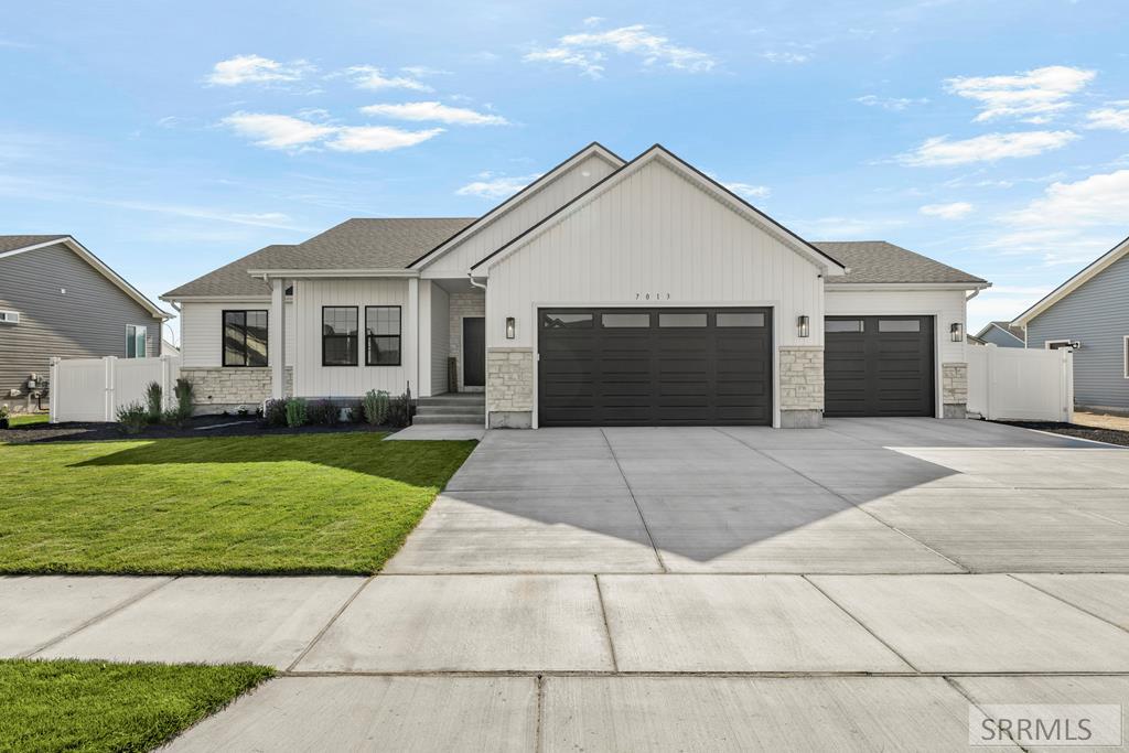 7013 Crispin Dr, Idaho Falls ID 83402
