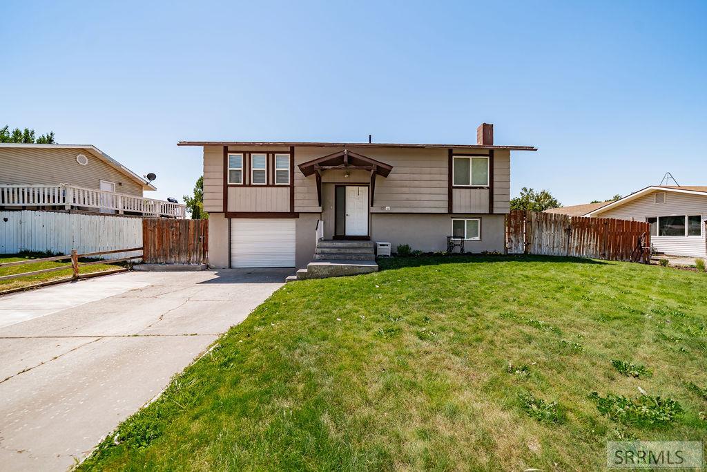580 Flamingo Avenue, Shelley ID 83274