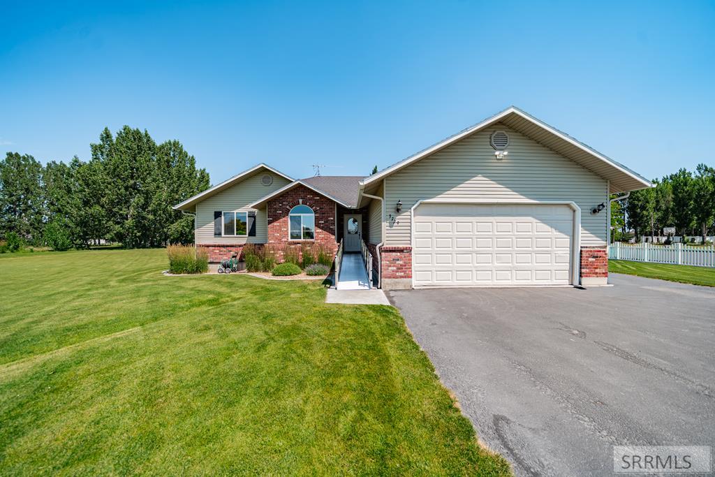 3729 E 10 N, Rigby ID 83442