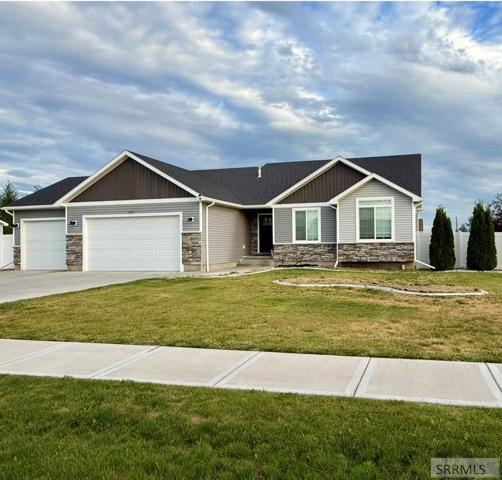 5138 Brylee Way, Iona ID 83427