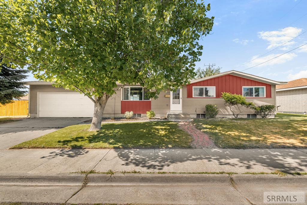 1005 E 21st Street, Idaho Falls ID 83404