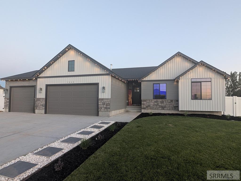3842 Hidden Valley Drive, Ammon ID 83406