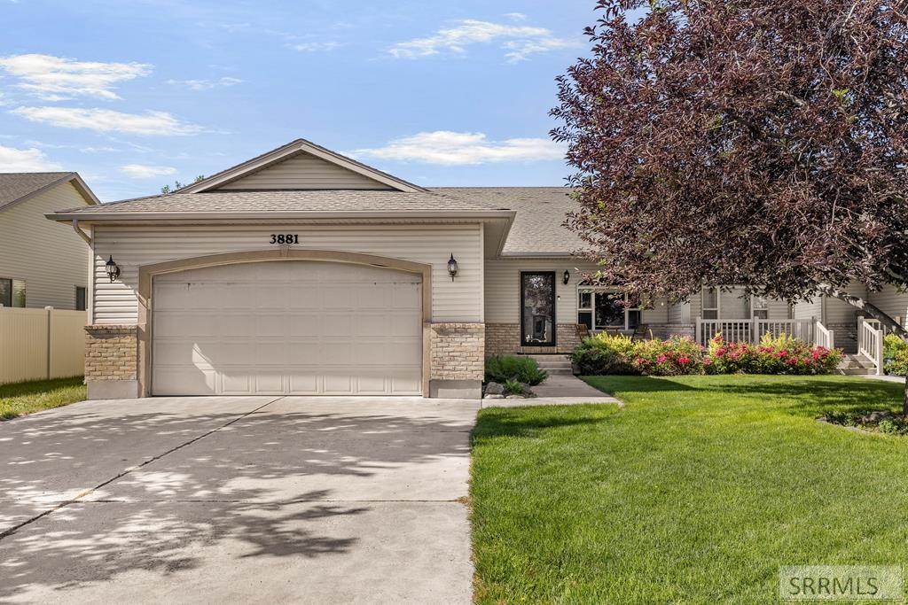 3881 E Clearfield Lane, Ammon ID 83406