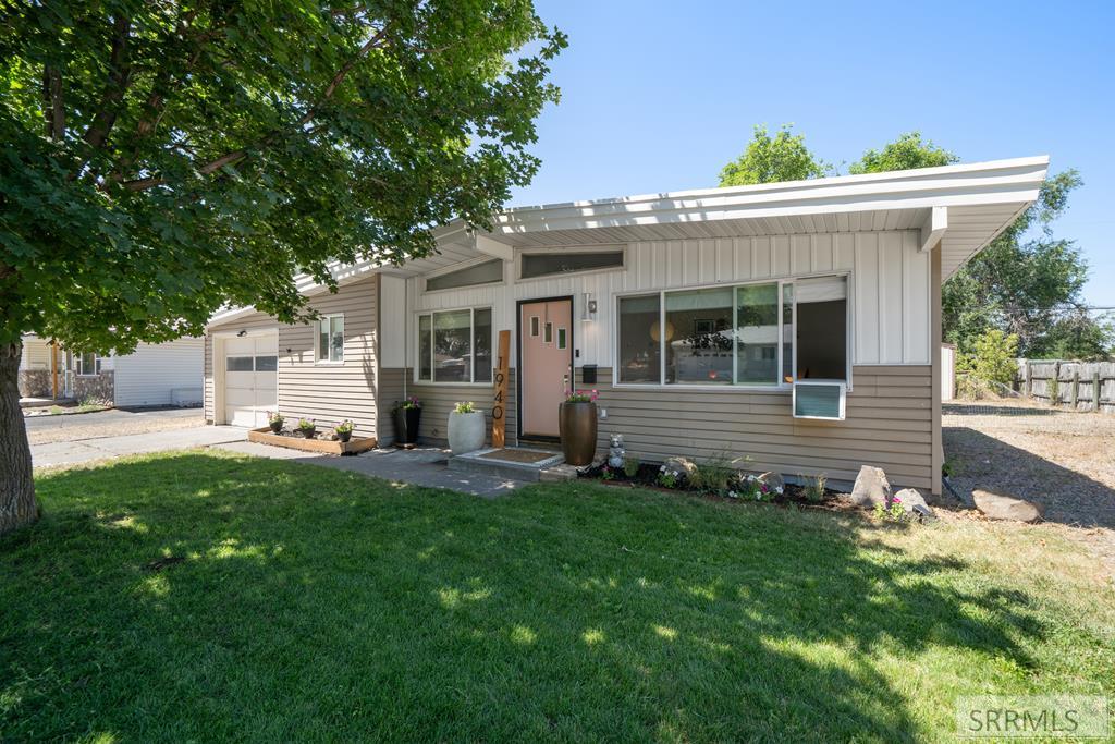 1940 S Curlew Drive, Ammon ID 83406