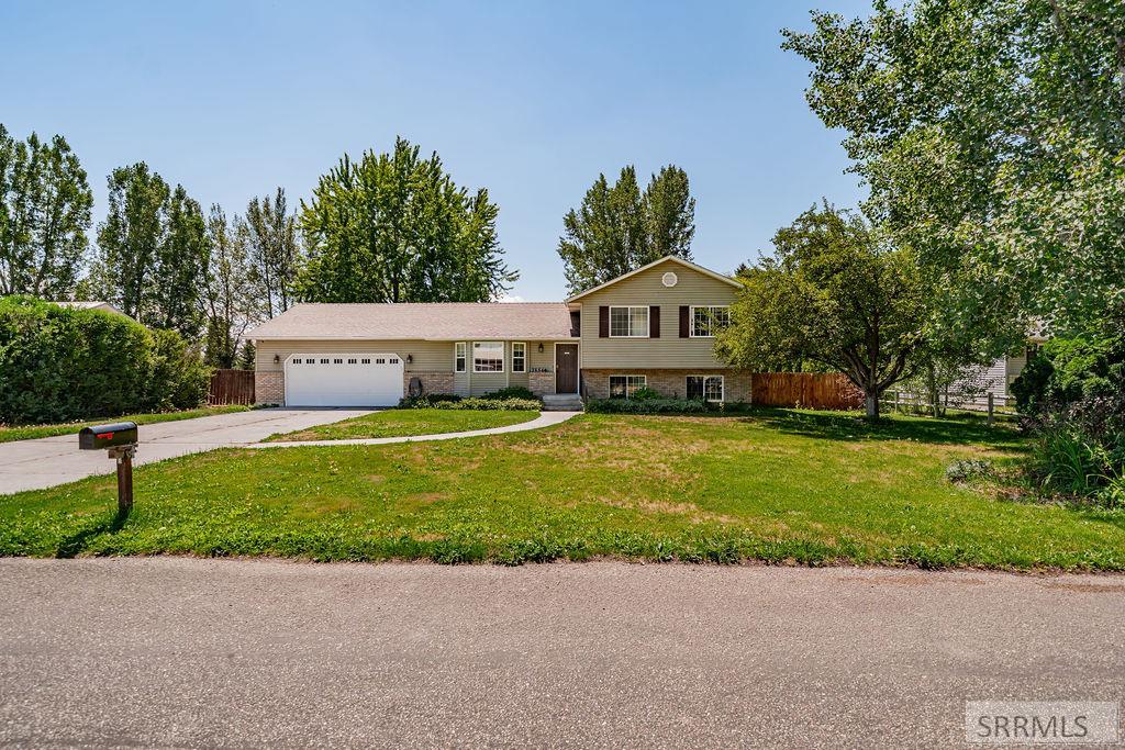 3854 E 12 N, Rigby ID 83442
