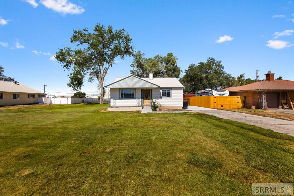 570 S Park Avenue, Shelley ID 83274