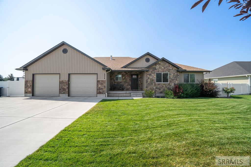 3274 E Sky Mountain Court, Ammon ID 83401