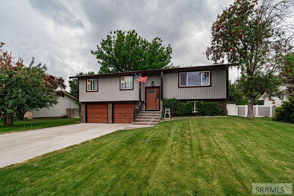 2848 Disney Drive, Idaho Falls ID 83404