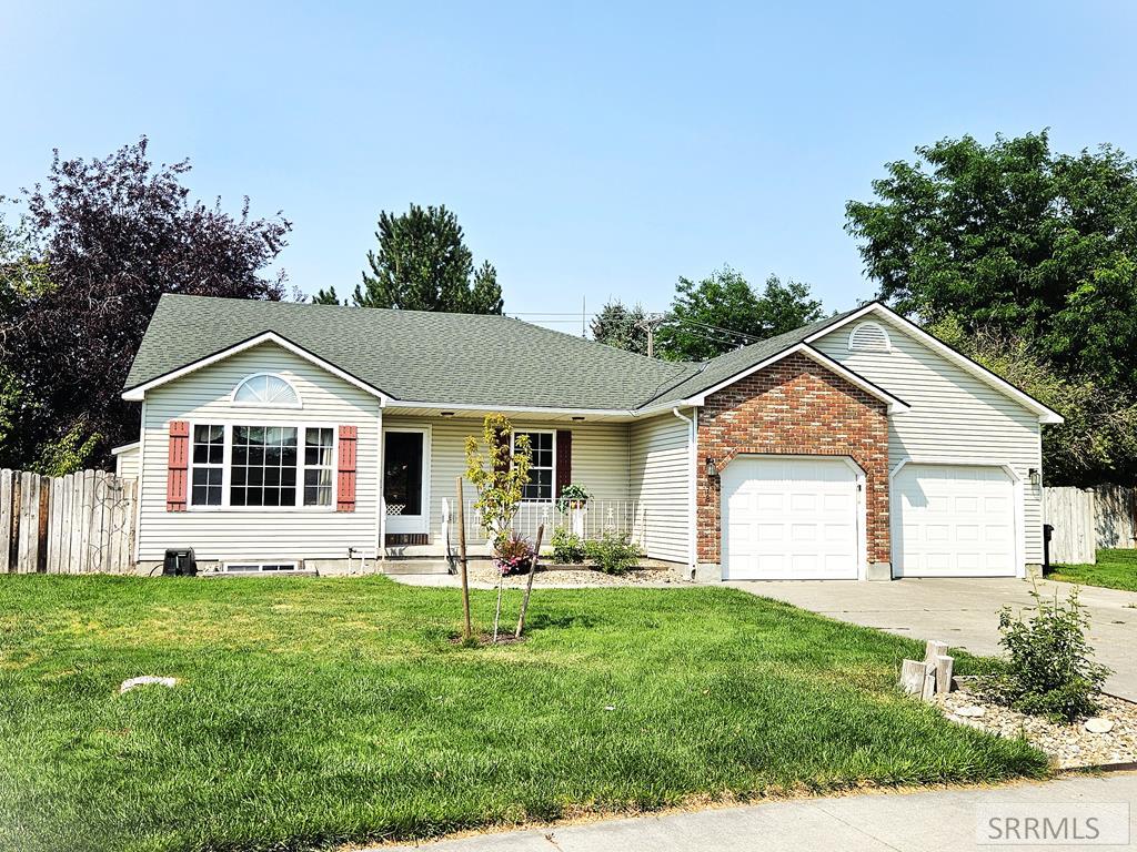 178 Colonial Way, Idaho Falls ID 83404