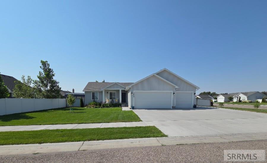 3668 E Fierce Way, Idaho Falls ID 83401