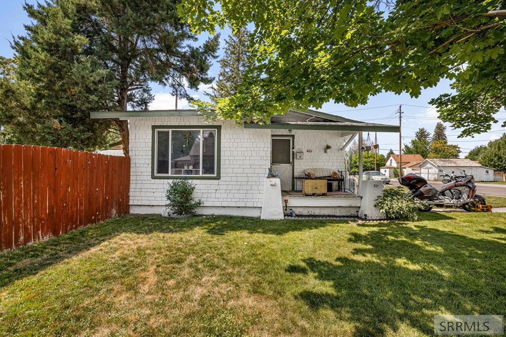 401 S Fisher Avenue, Blackfoot ID 83221
