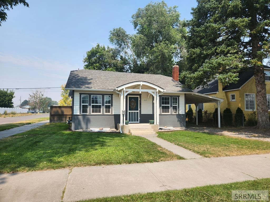 305 4th Street, Idaho Falls ID 83401