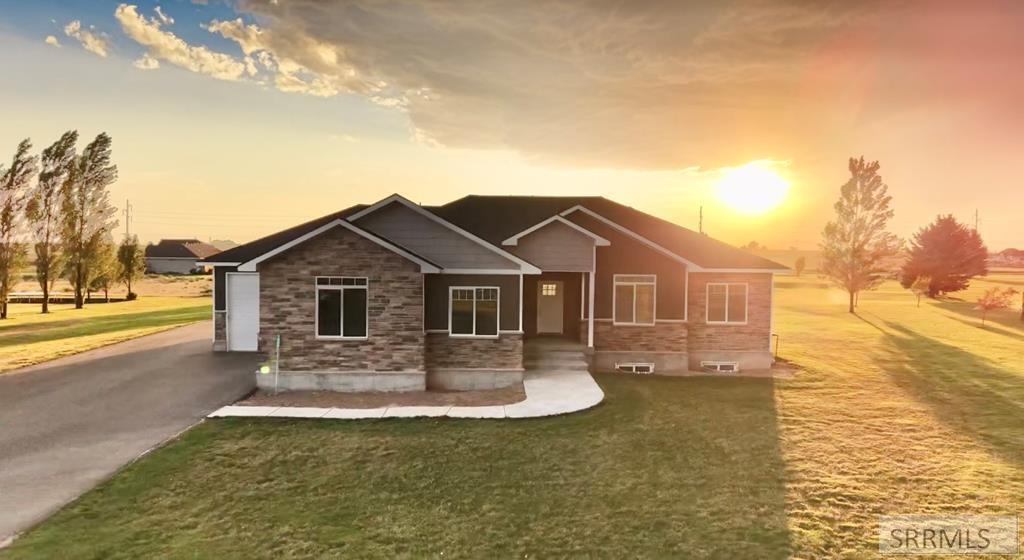 1406 N 615 E, Shelley ID 83274