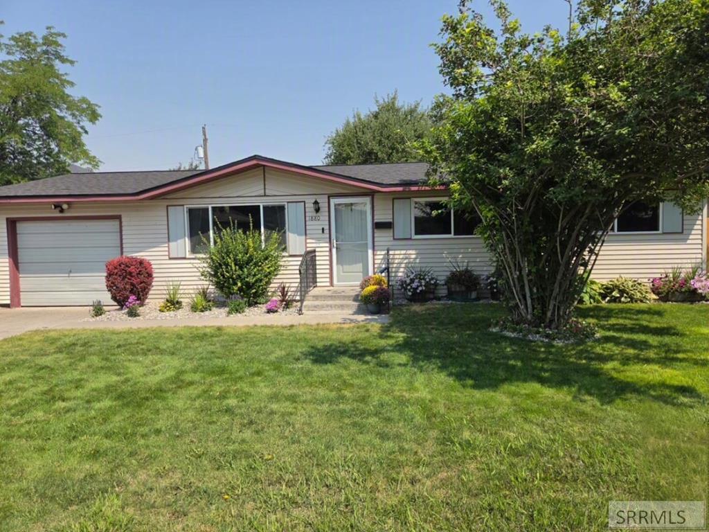 1880 Carmel Drive, Idaho Falls ID 83402