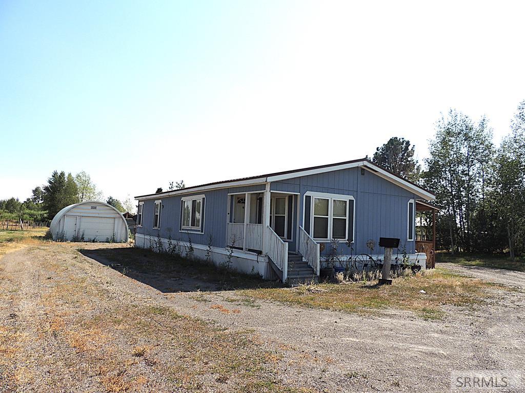 2556 E 538 N, St Anthony ID 83445