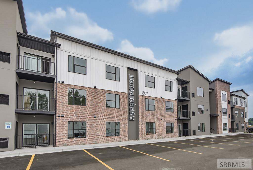 802 #103 E Sunnyside Road Unit 103, Idaho Falls ID 83401