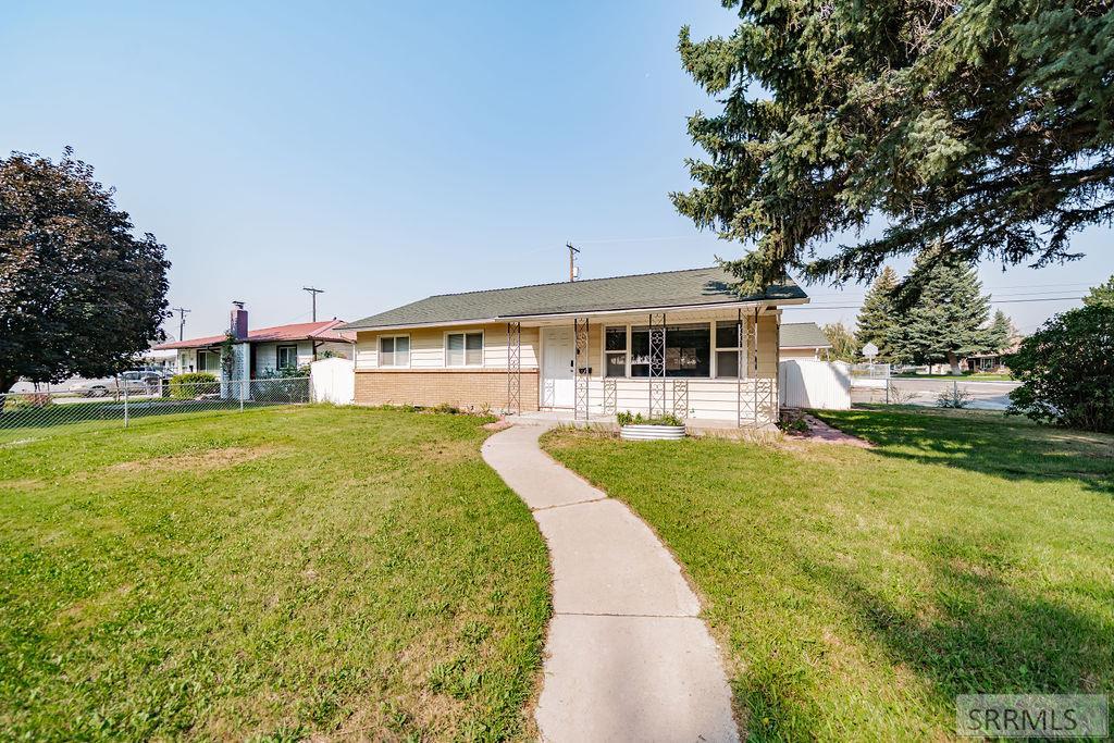 556 Westhill Avenue, Idaho Falls ID 83402