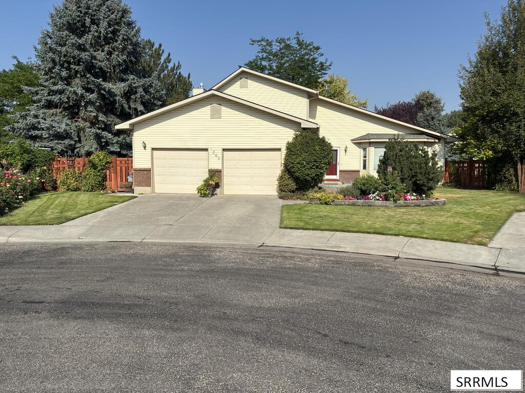 1265 Tipperary Court, Idaho Falls ID 83404
