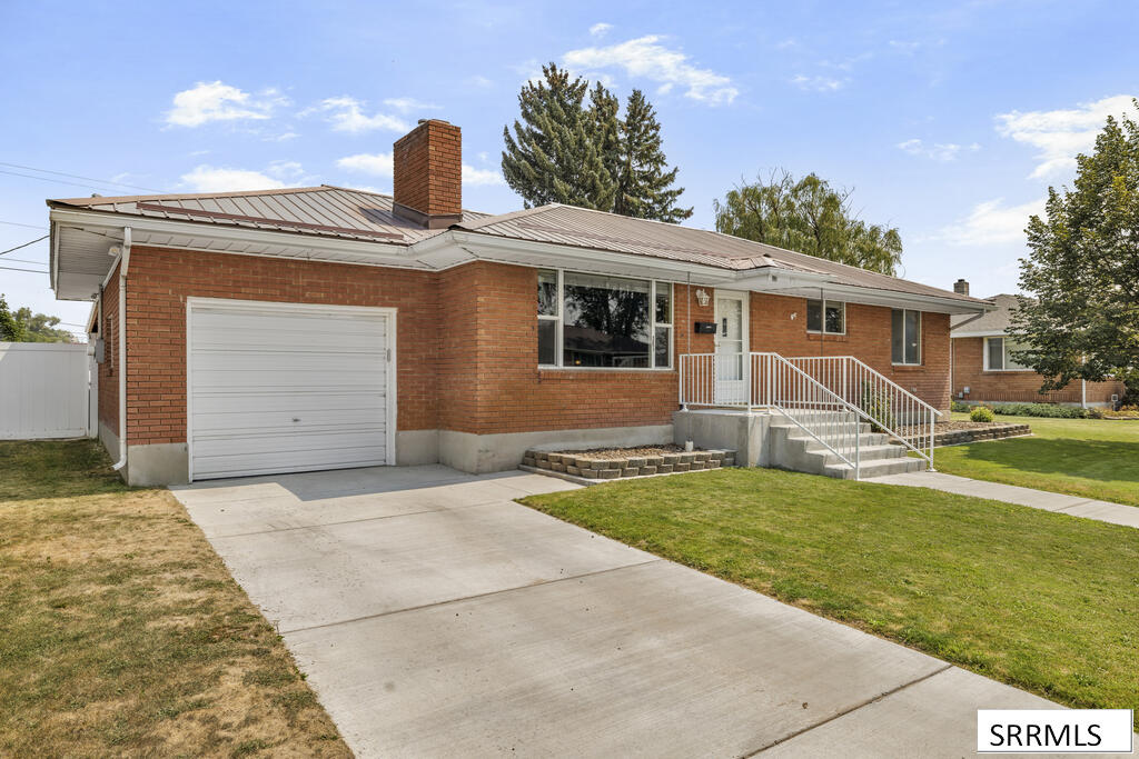 631 Holley Street, Shelley ID 83274