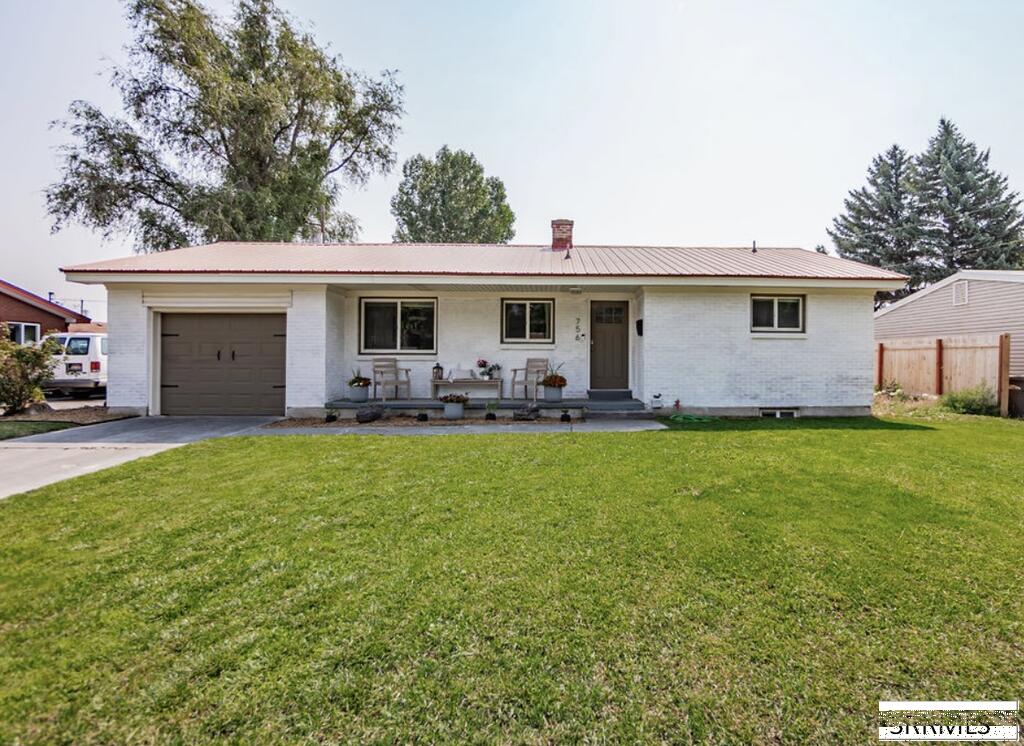 756 Grace Avenue, Idaho Falls ID 83402