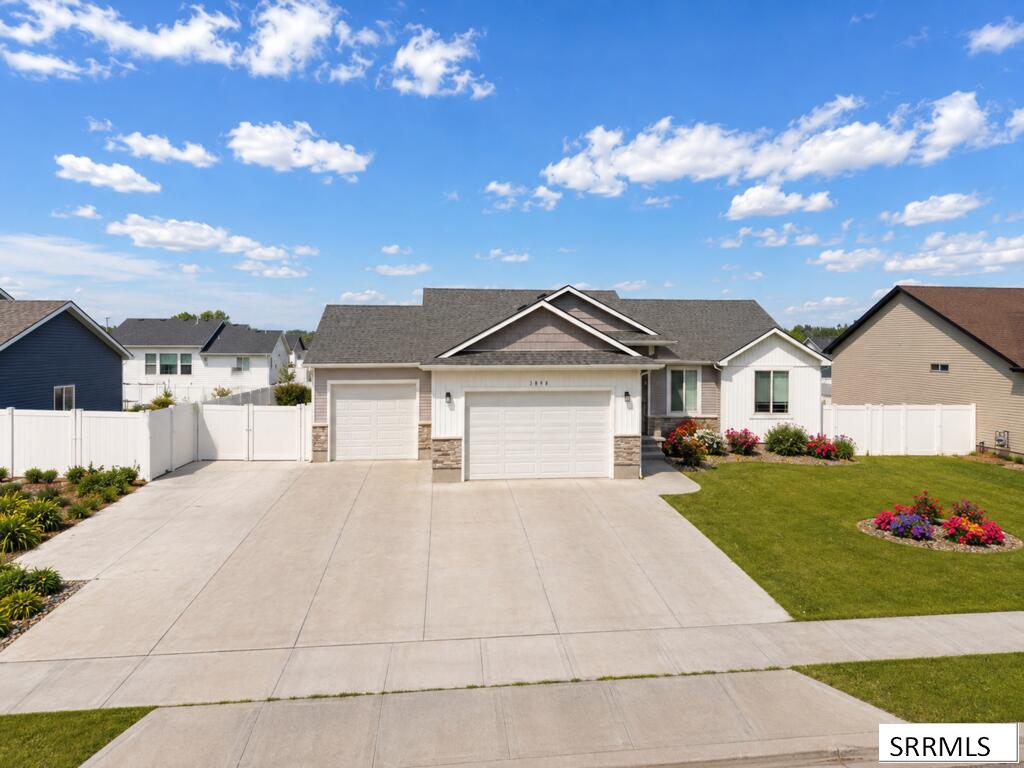 3898 N Catalina Avenue, Idaho Falls ID 83401