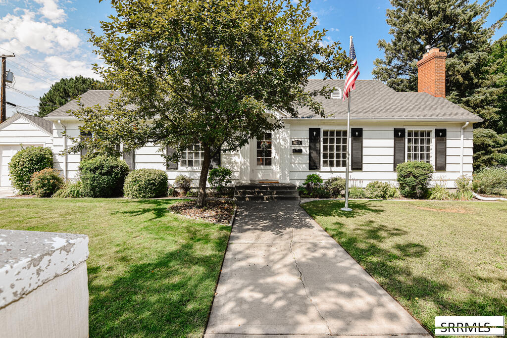 1230 S Higbee Avenue, Idaho Falls ID 83404