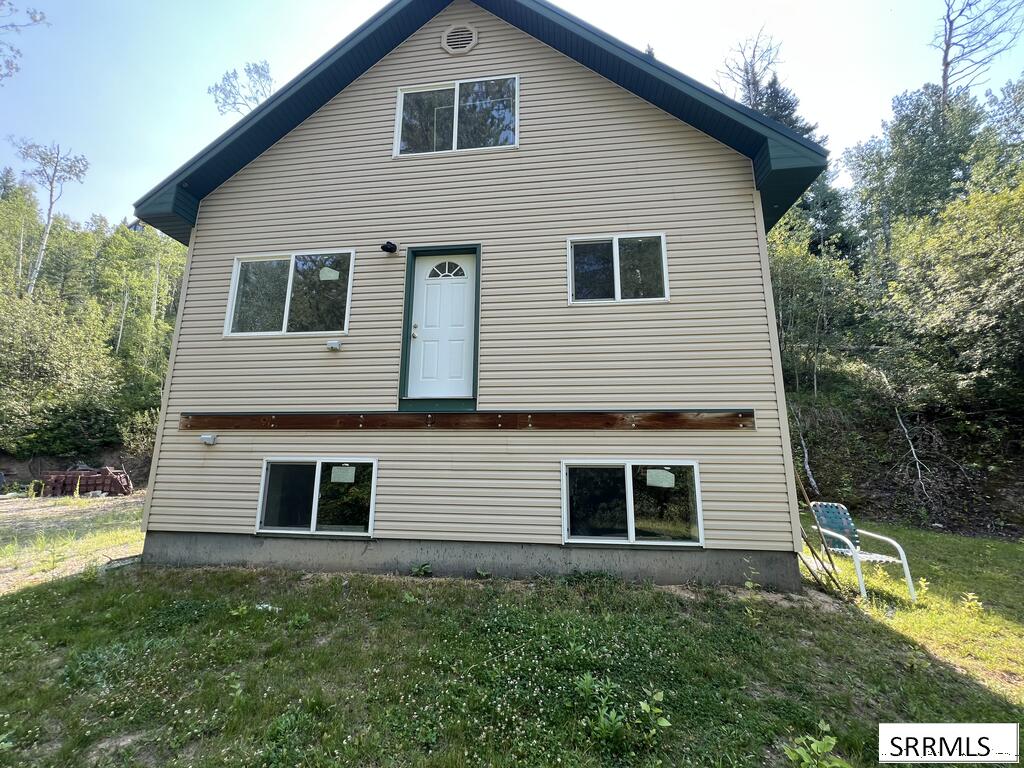 154 Lakeview Drive, Irwin ID 83428