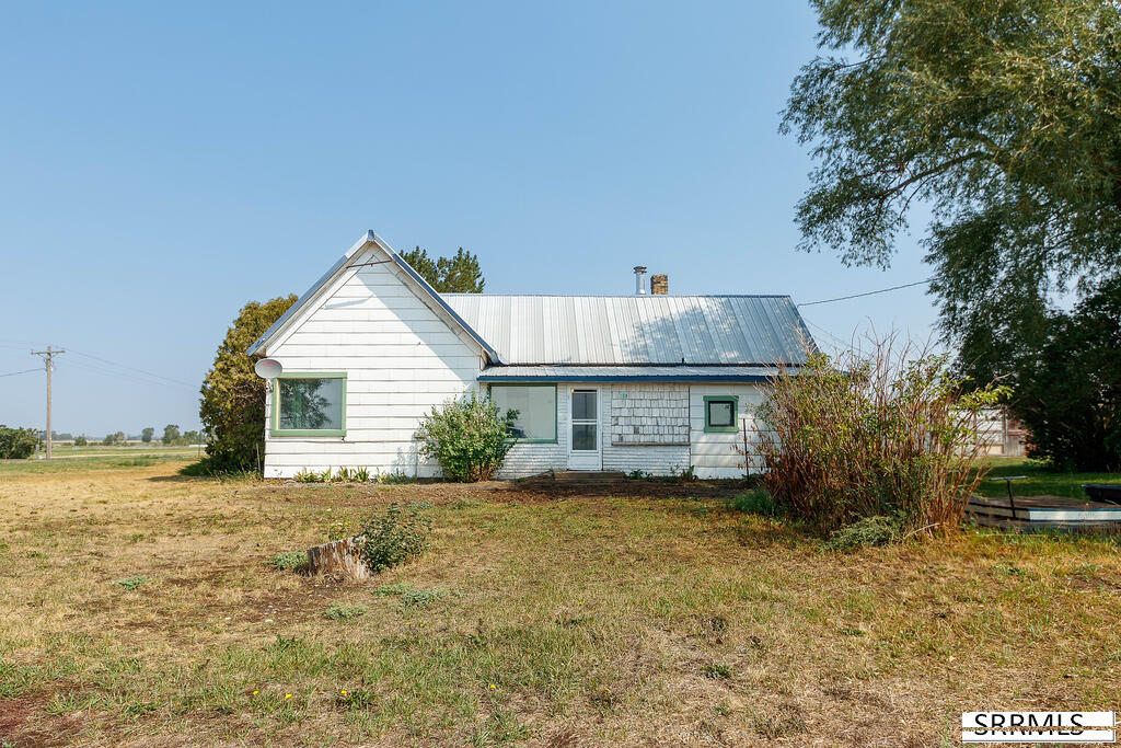 306 N 2600 E, St Anthony ID 83445