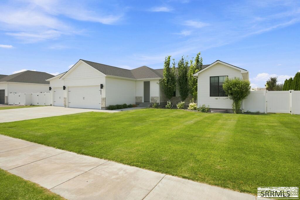 1953 N Mesa Canyon Drive, Idaho Falls ID 83401