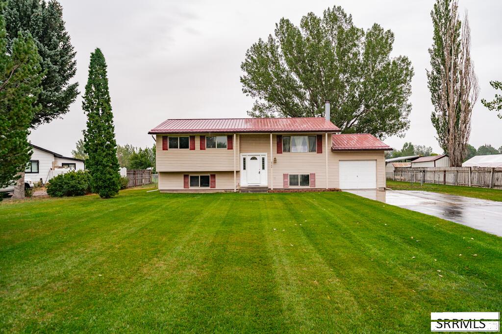 6764 Jennifer Lane, Idaho Falls ID 83401