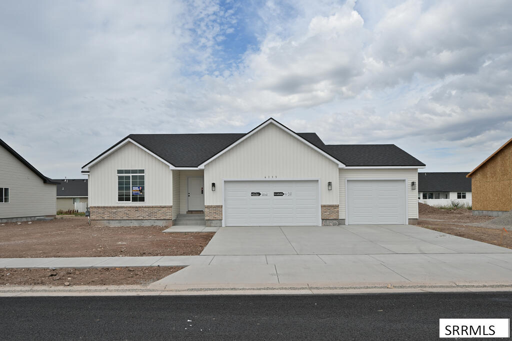 6133 Willow Oak Lane, Idaho Falls ID 83401